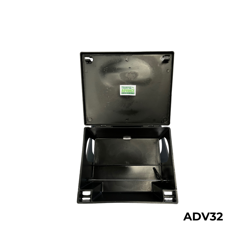 CEBADERO ADVANCE ONE 293GRS CON:LLAVE Y VARILLA 22.5X10CM EMPLAYADO